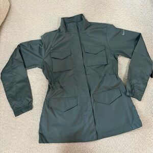 Nike Women's Dark Sage Jacket - M
